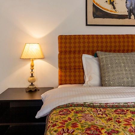 كولكاتا Neelam Bed & Breakfast المظهر الخارجي الصورة